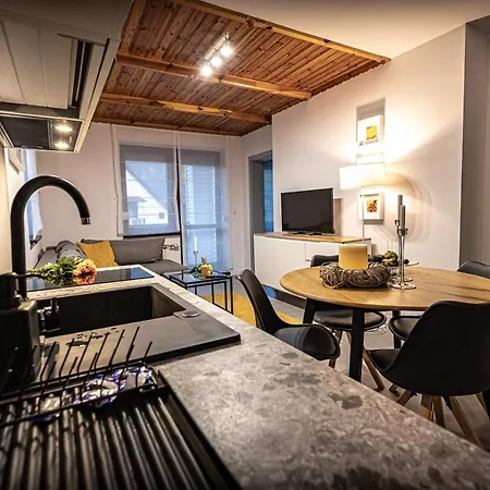 Apartament Miodzio *