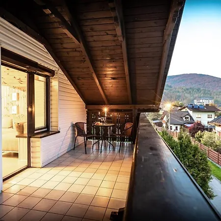 Miodzio Apartament *